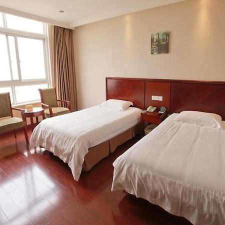 Greentree Inn Jiangsu Changzhou Liyang East Nanhuan Road High Speed Rail Station Business Hotel Exterior photo