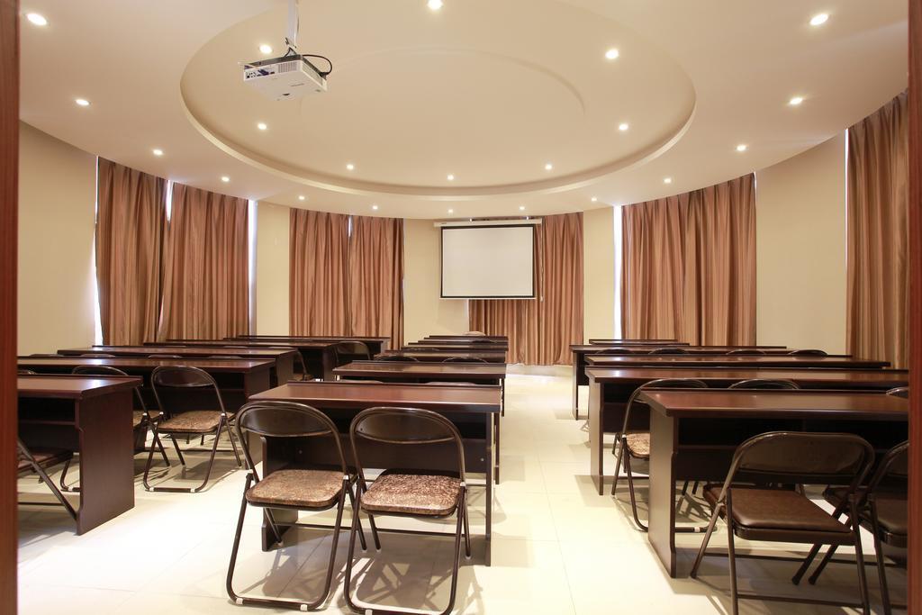 Greentree Inn Jiangsu Changzhou Liyang East Nanhuan Road High Speed Rail Station Business Hotel Exterior photo